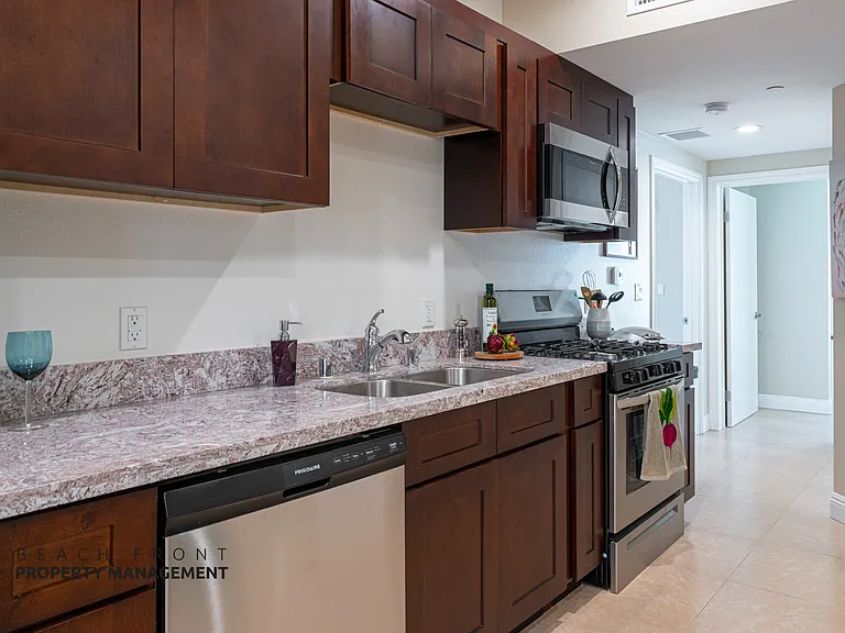 1522 Lomita Blvd. — Photo 3