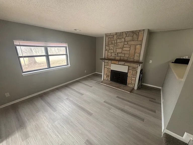 1319 Westbrooke St #1319 — Photo 8