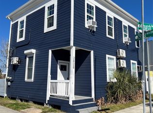 2828 Church St, Galveston, TX 77550