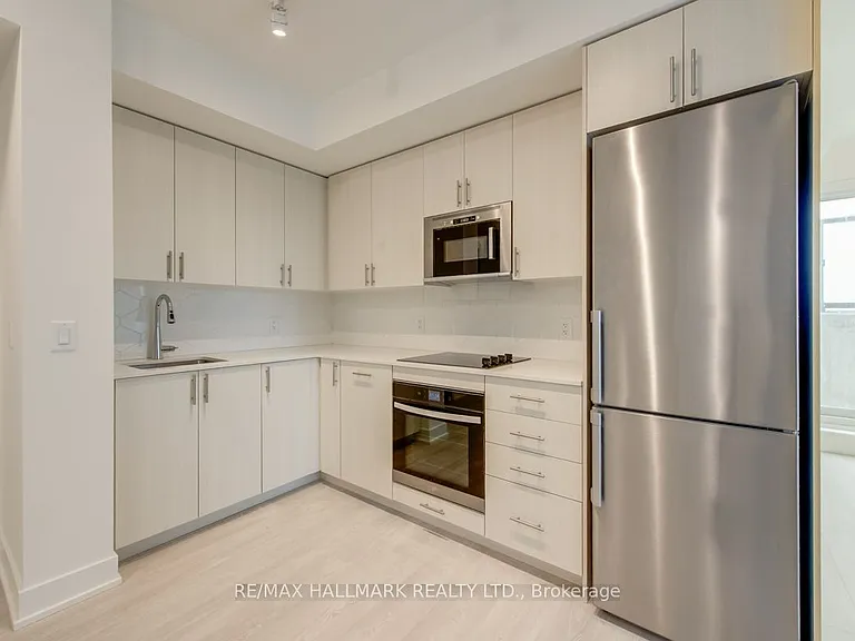2545 Simcoe St N #417 — Photo 3
