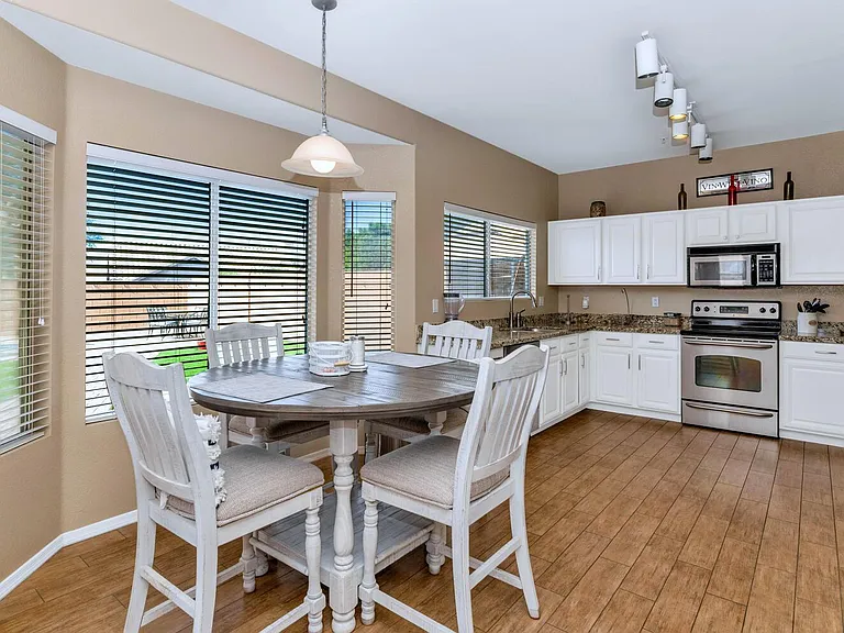 11155 E Laurel Ln — Photo 11