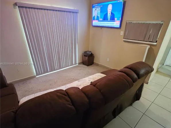 631 Cypress Lake Blvd #E17, Pompano Beach, FL 33064