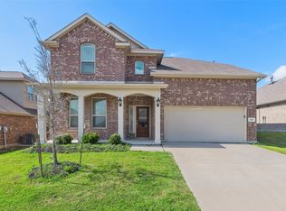 812 Skytop Dr, Haslet, TX 76052