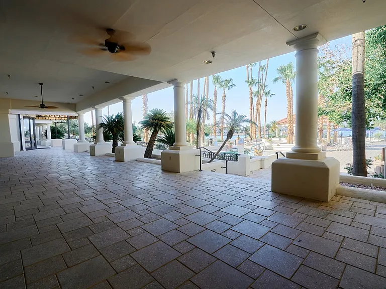 1317 N Palmsprings Dr — Photo 24