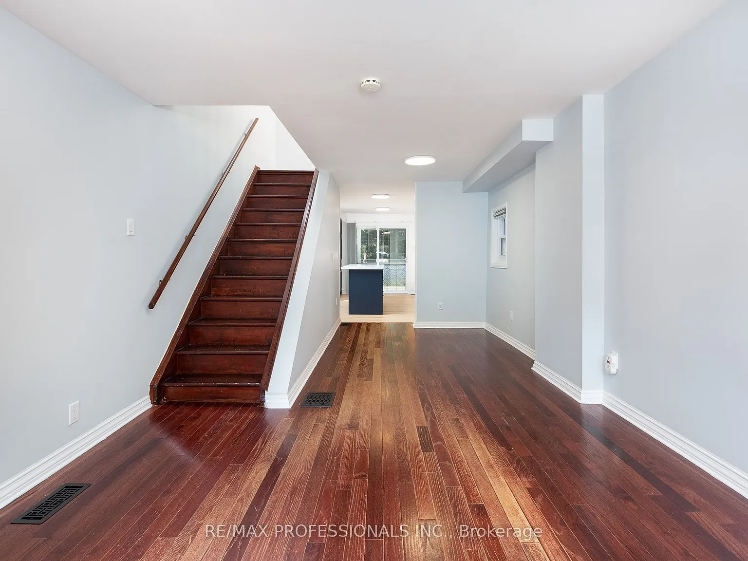 2 bed, $3,898 — Photo 3