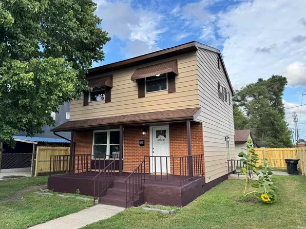 326 S Falcon St, South Bend, IN 46619