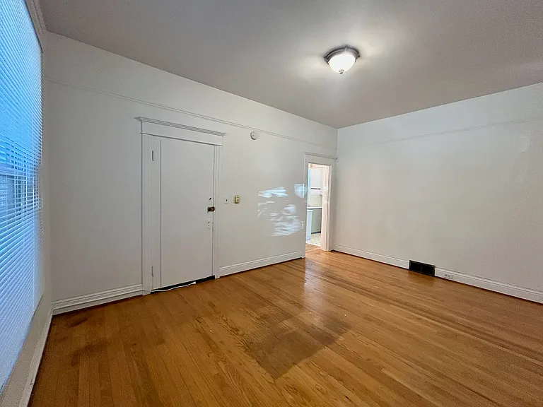3922 Whitman Ave N #29 — Photo 8