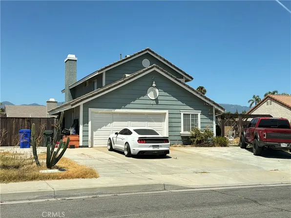 1222 W Cimarron St, Rialto, CA 92377