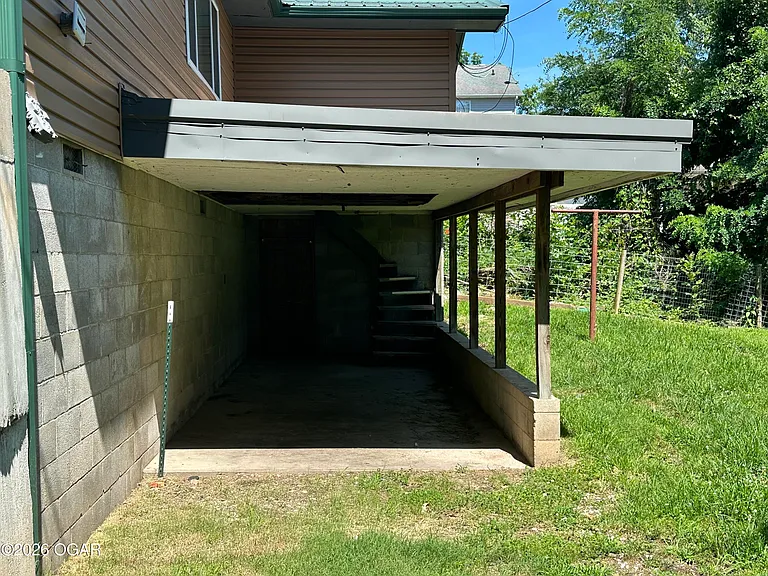 1229 Reid Rd — Photo 11