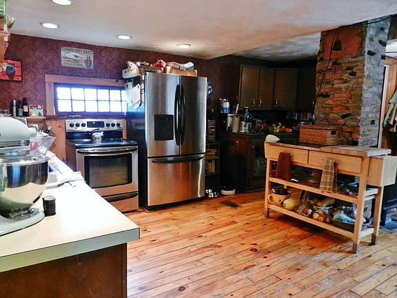 Large Country Kitchen