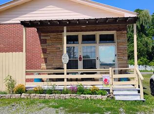 16 Bypass Rd, Morganton, GA 30560