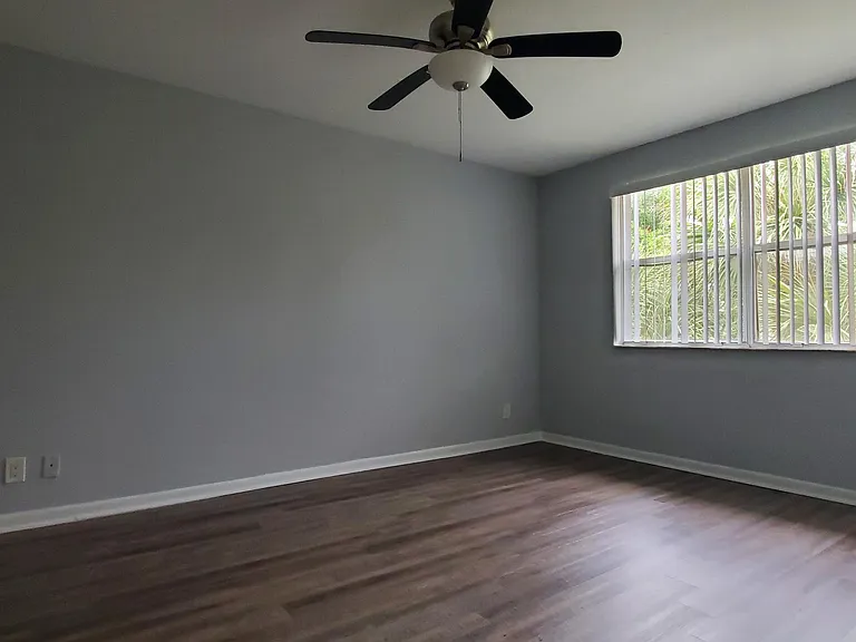 9033 Wiles Rd #308 — Photo 12