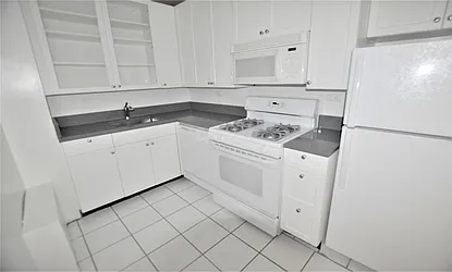 Rented by Manhattan Realty Group