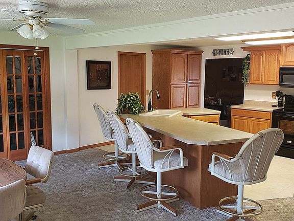 Dining room / kitchen