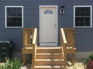 601 Bridgton Rd, Westbrook, ME 04092