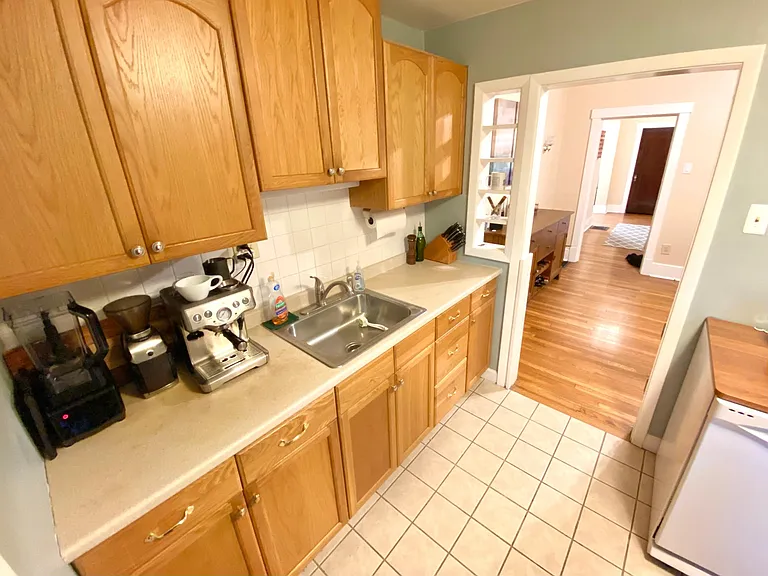 1-804 E End Ave #1 — Photo 6