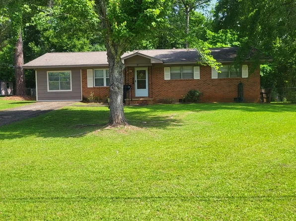 142 Cleveland Rd, Valley, AL 36854
