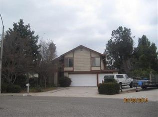 5002 Windhill Dr, Riverside, CA 92507