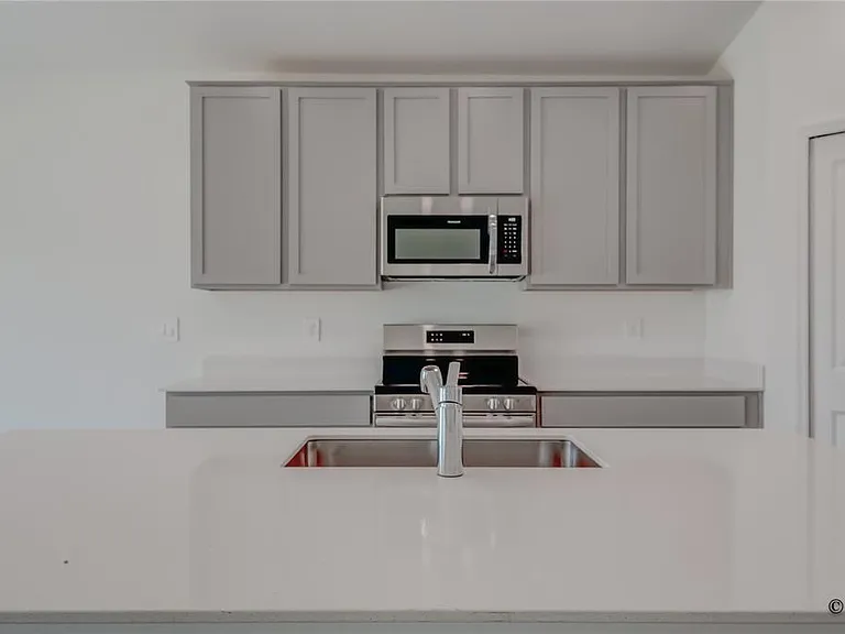 1490 Brentwood Dr — Photo 19