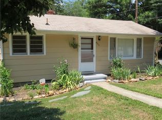 802 Crescent Dr, Reidsville, NC 27320
