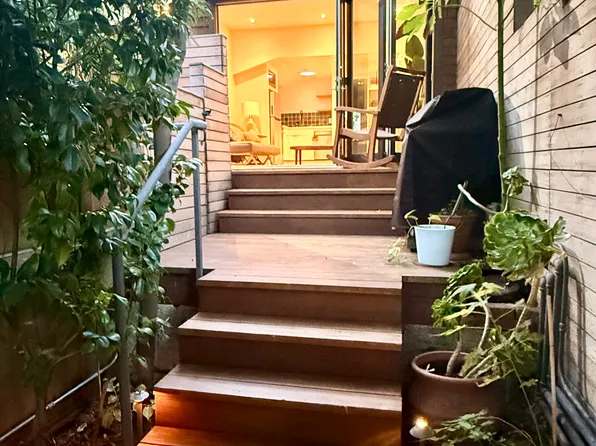 (undisclosed Address), San Francisco, CA 94133