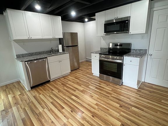 4th image of 365 Lenni Rd #A