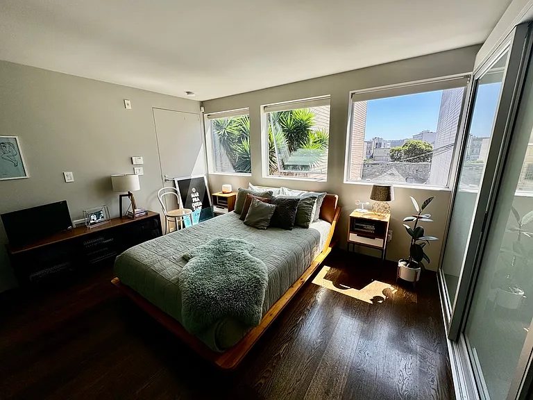 1029 Natoma St #2 — Photo 16