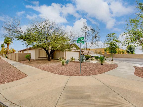 3rd image of 17264 W Papago St