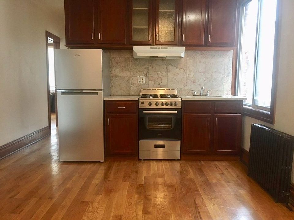 1st image of 578 7th Ave #1