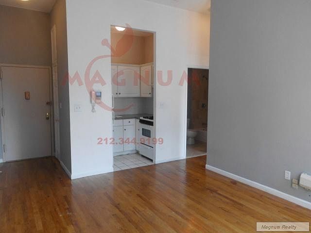 1st image of 107 Eldridge St APT 4F