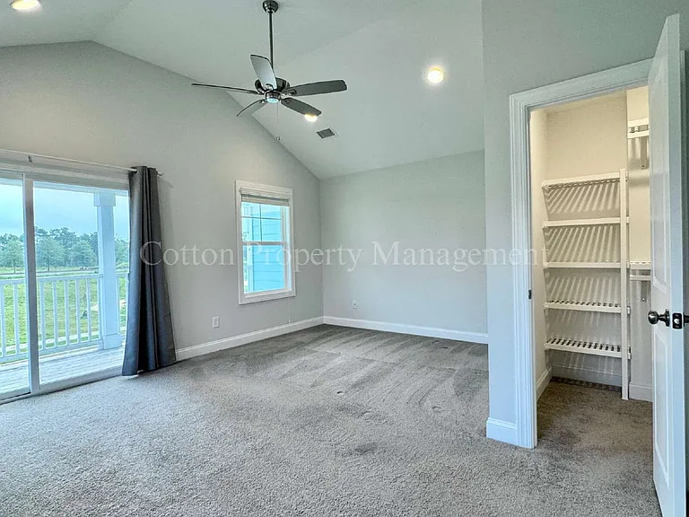 4732 Siddons Dr — Photo 24