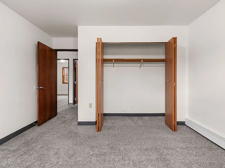 Hickory Drive and Pinecrest Apartments — Photo 38