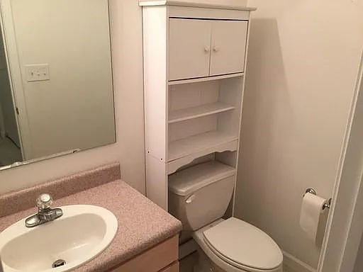 Powder room