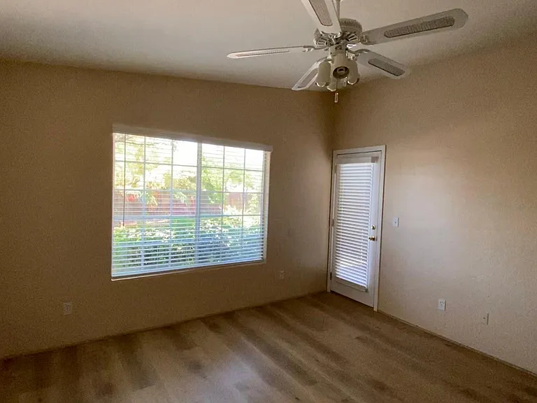 3041 E Loretta Dr — Photo 14