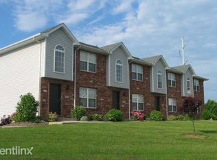 2731 Stonebridge Ct, Maryville, IL 62062