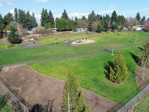 3rd image of 6819 NE 58th Ave