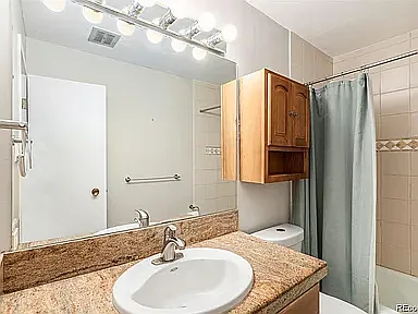 480 S Marion Pkwy #402 — Photo 5