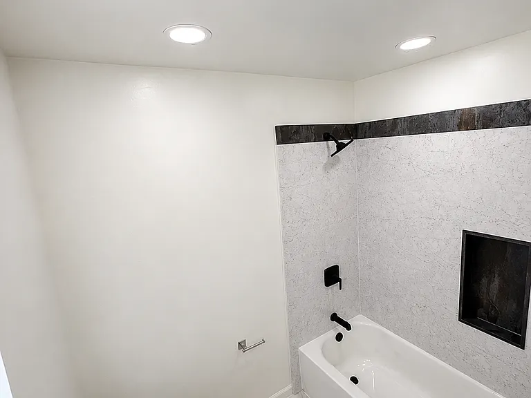 101 Laurel Cir — Photo 17