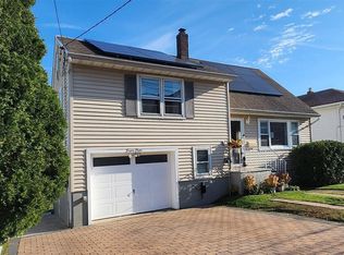 88 Columbia St, Wood Ridge, NJ 07075