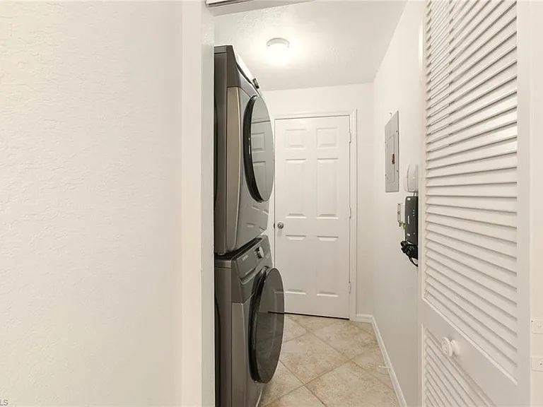 871 Tanbark Dr #102 — Photo 24