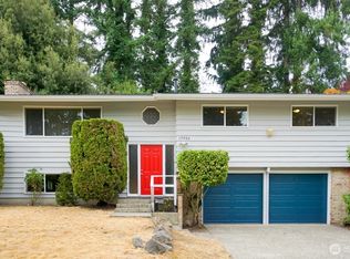 15934 Lake Hills Blvd, Bellevue, WA 98008