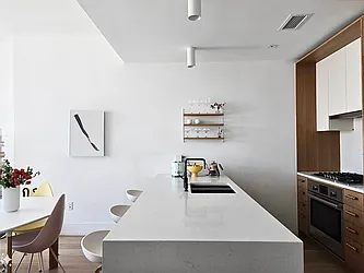 Rented by R New York