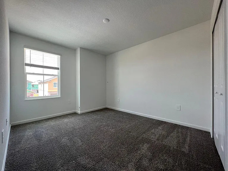 672 Daring Dr — Photo 22