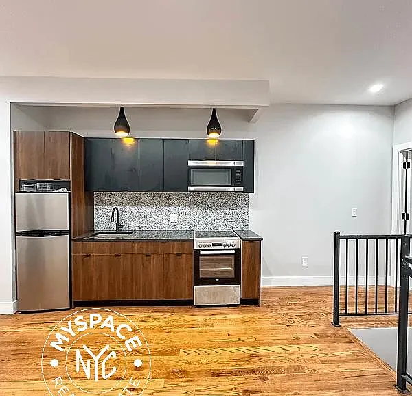 325 Putnam Ave #3F — Photo 1