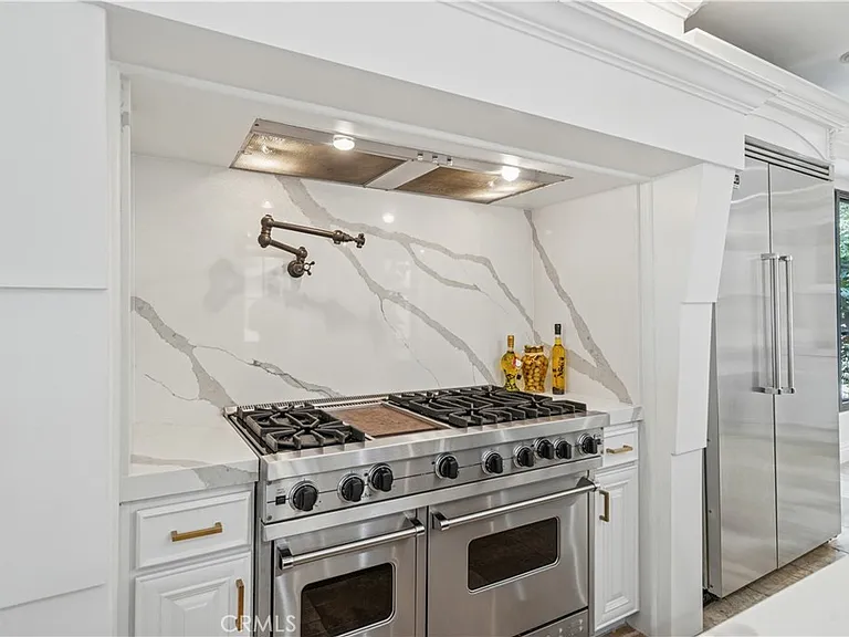 312 Carnation Ave — Photo 9