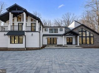 348 Pineville Rd, Newtown, PA 18940