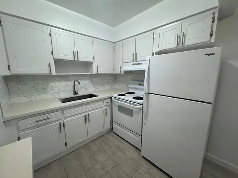622 NE 14th Ave Ft. Lauderdale, FL 33304 — Photo 6
