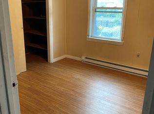 5 Arch St FRONT 2, Greenfield, MA 01301