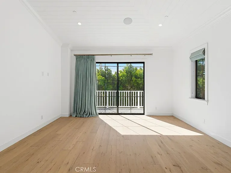 1405 Oak Ave — Photo 51