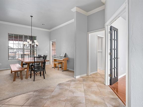 5th image of 2572 Silver Crossings Cir